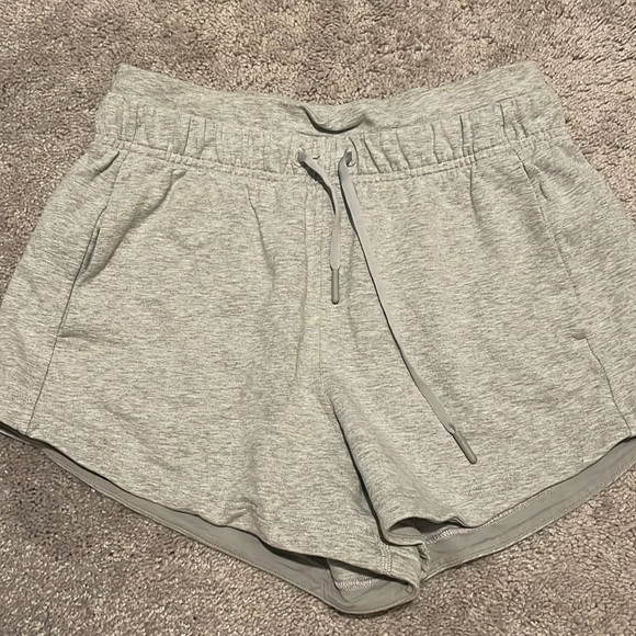 lululemon athletica Pants - Lululemon inner glow shorts